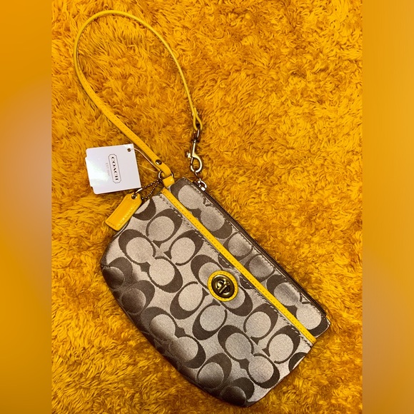 NWT Coach Monogram Sunflower Wristlet - Picture 1 of 5
